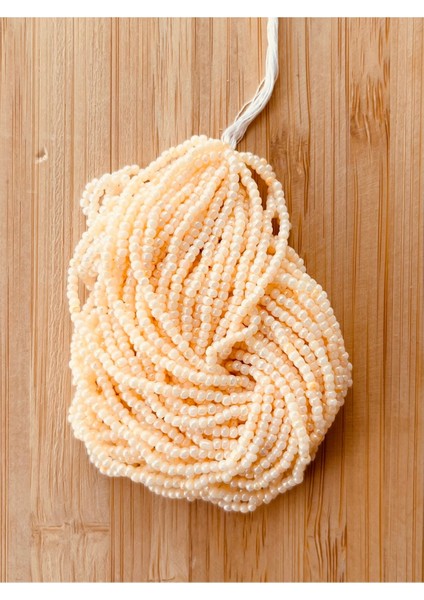 Renk: Degrade (Alaca) 12 Dizi Kum Boncuk Çekoslovakya (Hapishane Işi)Boncuğu. Kavun Içi.