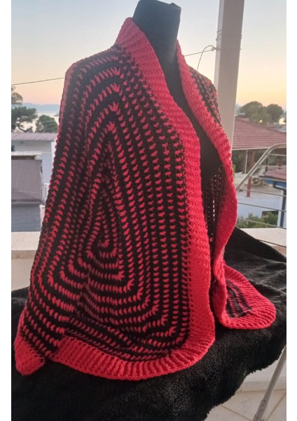 Bohem Kırmızı Siyah Koton Tamamen El Örgüsü Sonbahar Hırkası- Salaş Zigzag Desenli Koton Hırka