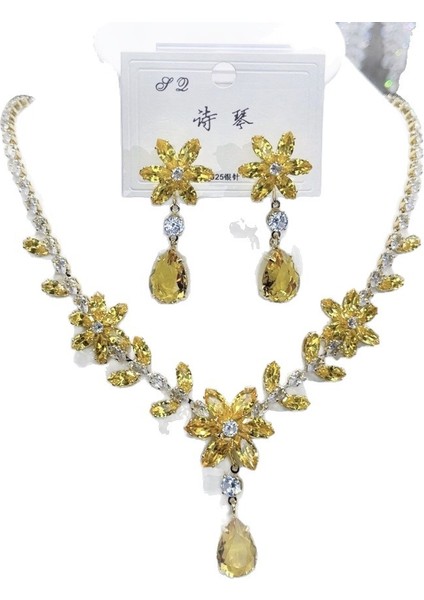 Hafif Lüks, Zarif ve Şık Zirkonlu Lüks Kolye-Küp Küpe Seti, Popüler, Detaylı Işçilikli Buz Çiçeği Desenli, Her Kombinle Uyumlu Şık Takı (Yurt Dışından) fırsatları