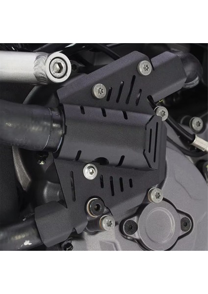 Motosiklet Su Pompası Koruyucusu Ducati Çöl Için Koruma x 2022 2023 Motor Yan Kapak Aksesuarları (Yurt Dışından) indirimleri