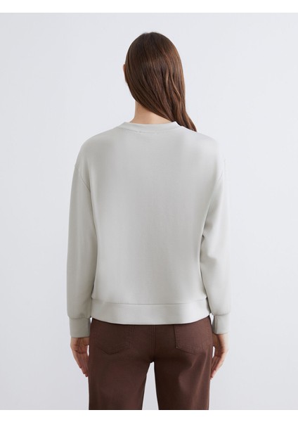 Yeni Sezon Bisiklet Yaka Oversize Kadın Sweatshirt fırsatları