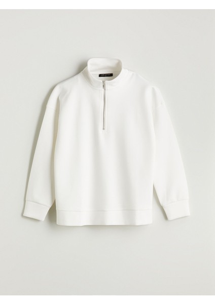 Yeni Sezon Dik Yaka Kadın Sweatshirt indirimleri