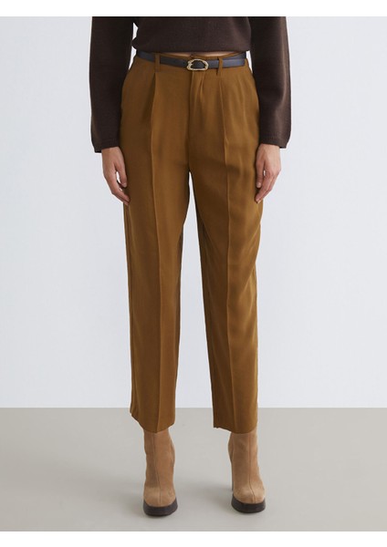 Yeni Sezon Beli Kemerli Loose Fit Kadın Pileli Pantolon fiyatları