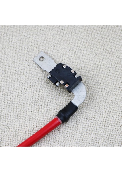 31343764 31412136 Volvo S60 S80 XC60 V60 S80 XC70 Için Kablo Bağlantı Teli ile Pil Pozitif Sigorta Başlığı (Yurt Dışından) fırsatları