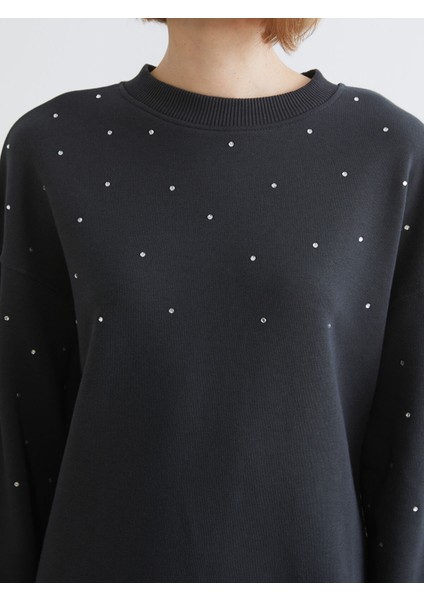 Yeni Sezon Bisiklet Yaka Taşlı Oversize Kadın Sweatshirt modelleri