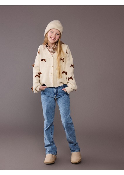 Yeni Sezon V Yaka Fiyonk Detaylı Kız Çocuk Triko Hırka fırsatları