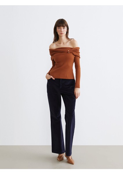 Yeni Sezon Kayık Yaka Büzgülü Kadın Triko Kazak fiyatları