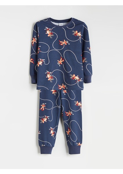 Yeni Sezon Yılbaşı Temalı Erkek Çocuk Pijama Takımı