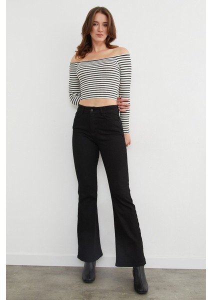 Yüksek Bel Fermuarlı Likralı Flare Jean fırsatları