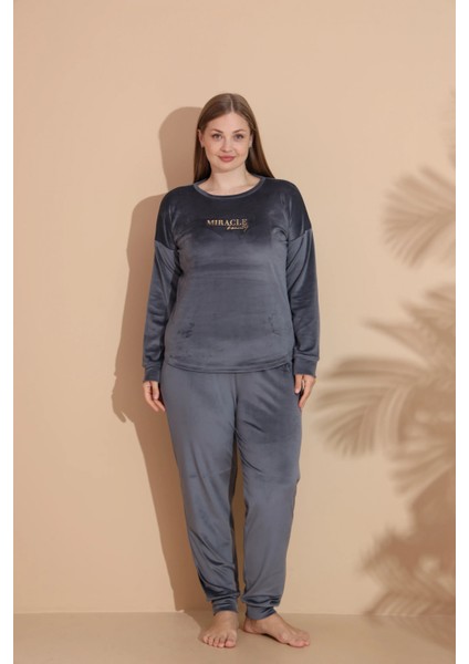 Estiva 25393 Uzun Kol Battal Kadife Pijama Takımı fiyatları