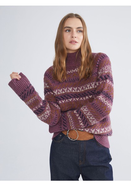 Yeni Sezon Yarım Balıkçı Yaka Desenli Kadın Triko Kazak