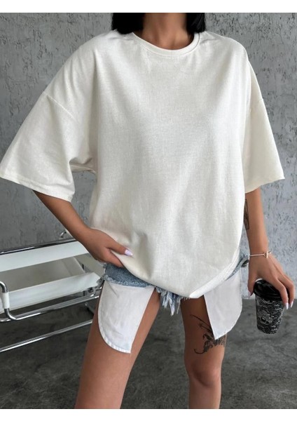Unisex Düz Biskilet Yaka oversize T-Shirt - Beyaz modelleri
