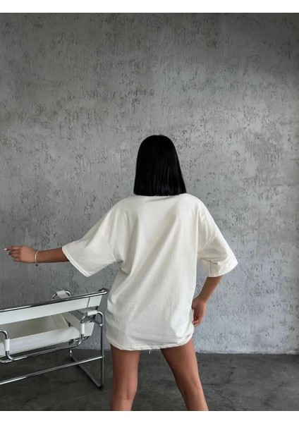 Unisex Düz Biskilet Yaka oversize T-Shirt - Beyaz fırsatları