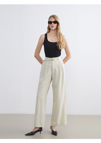 Yeni Sezon U Yaka Fitilli Kadın Atlet fiyatları