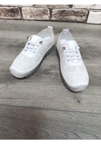 Hakiki Deri Kadın Günlük Lastikli Ortopedik Ayakkabı