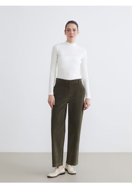 Yeni Sezon Standart Fit Kadife Kadın Pantolon