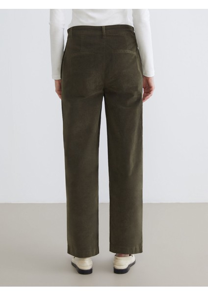 Yeni Sezon Standart Fit Kadife Kadın Pantolon fırsatları