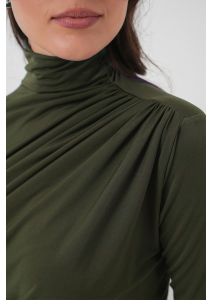 925 Büzgü Detaylı Sandy Bluz - Haki fiyatları