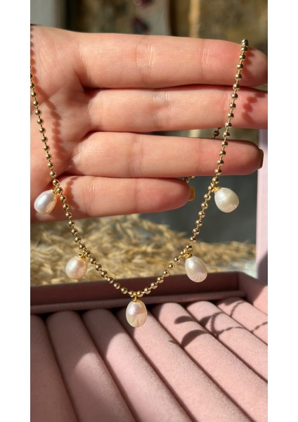 Altın Kaplama Kibar ve Zarif Top Zincir Gerçek Doğal Incili Kolye 925 Ayar Gümüş Top Zincirli Inci Kolye indirimleri