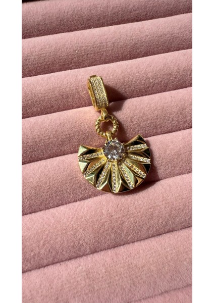 Yelpaze Model Kolye Ucu