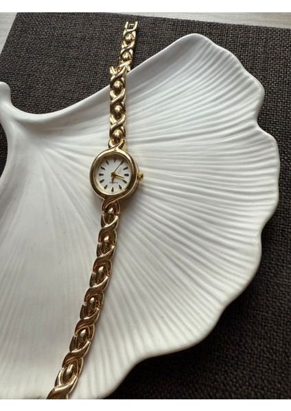 Retro Minimal Metal Kordon Vintage Kadın Kol Saati Yuvarlak fiyatları