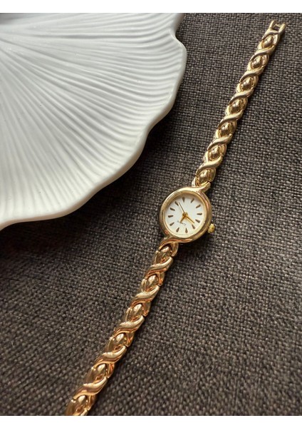 Retro Minimal Metal Kordon Vintage Kadın Kol Saati Yuvarlak indirimleri