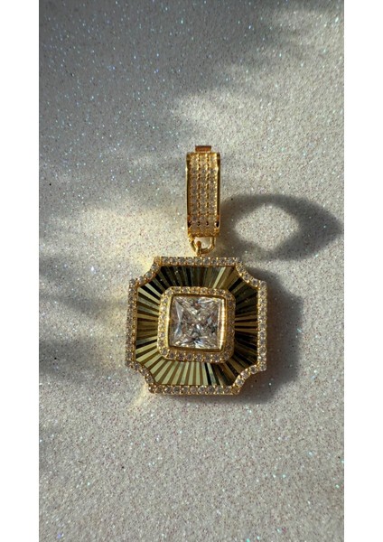 Pırlanta Montür Kare Montür Çarkıfelek Model Kolye Ucu