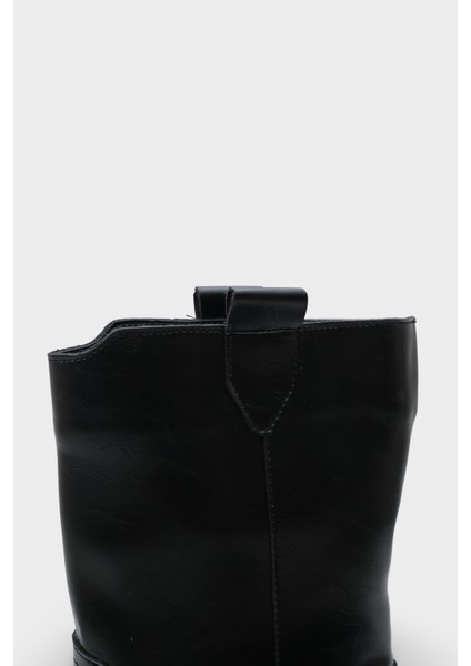 Emmye Kadın Bot modelleri