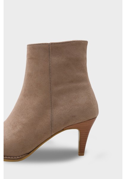 Silva Kadın Bot fırsatları