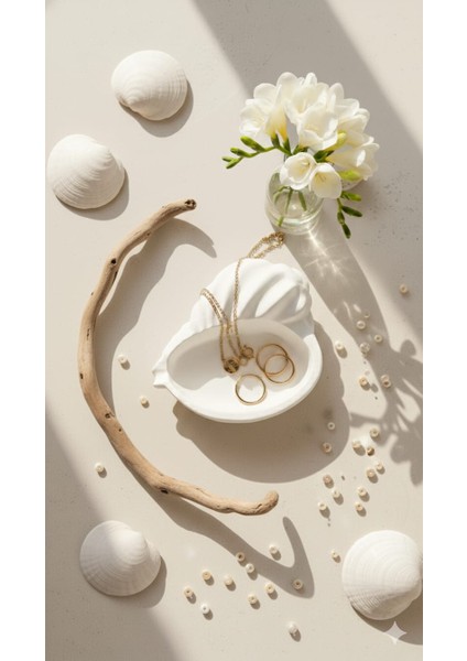 Deniz Kabuğu Görünümlü Dekoratif Tabak