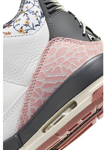 Air Jordan 3 Retro GS Çocuk Basketbol Ayakkabısı Beyaz İkonik Tasarım ve Yastıklama