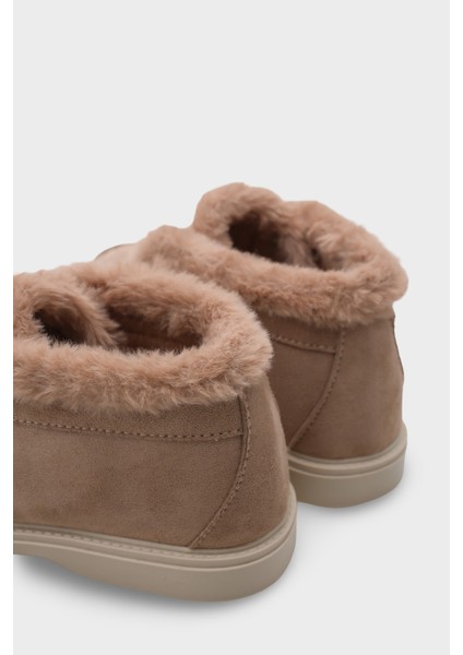 Rissa Kadın Bot modelleri