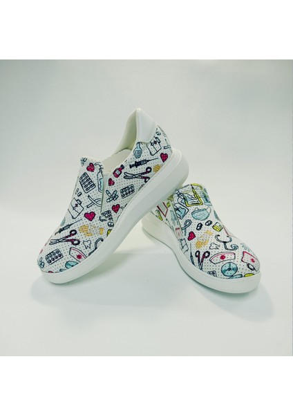 Medikal Desenli Ortopedik Taban Kadın Spor Ayakkabı