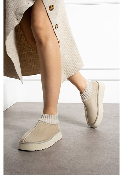 Kadın Triko Boğazlı Kalın Taban Süet Içi Kürklü Şık Günlük Bot modelleri