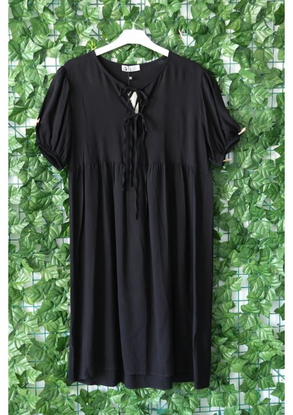 Kadın Elbise Göğsü Bağcıklı