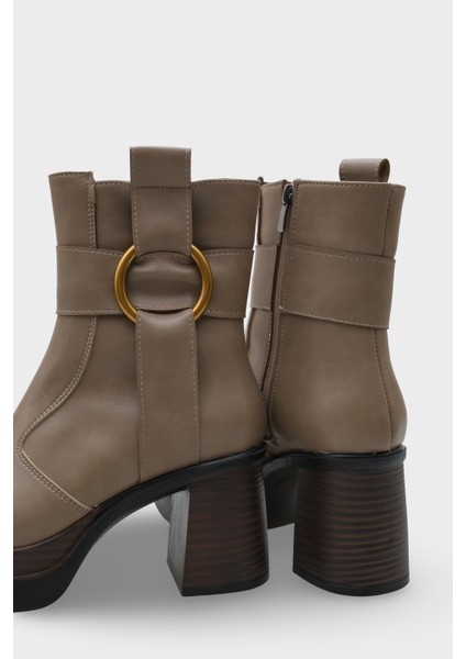 Tiffany Yuvarlak Burunlu Yandan Fermuarlı Orta Topuklu Kadın Bot fırsatları