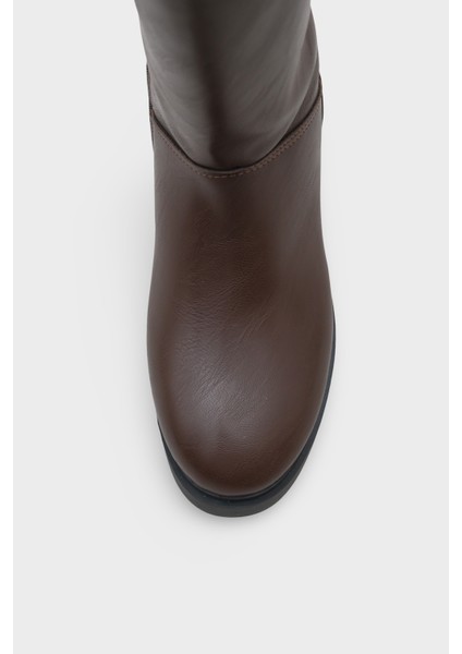 Oriana Kadın Bot modelleri