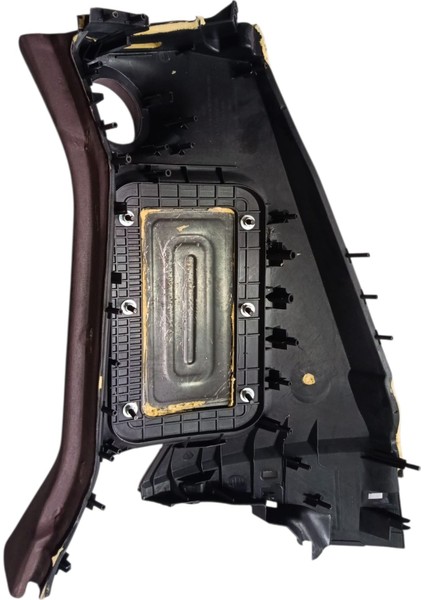 Ford Fiesta Kırmızı Renk Yolcu Airbag Kapağı (2008-2018) fiyatları