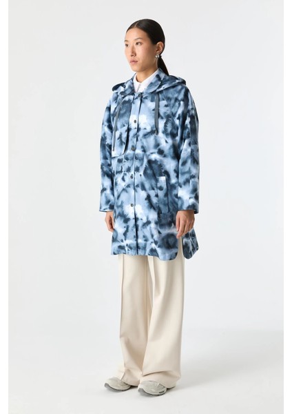 Desenli Kapüşonlu Yağmurluk fiyatları