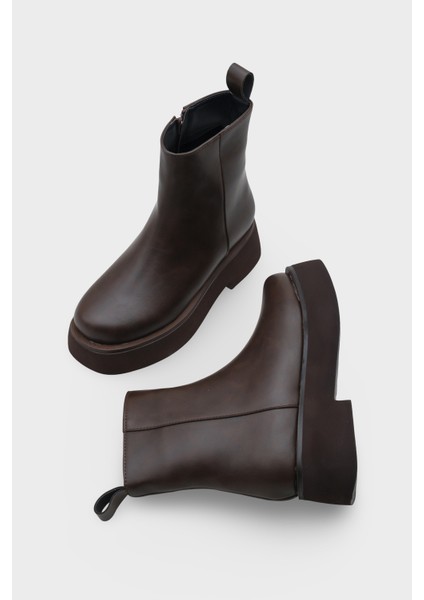 Darla Yuvarlak Burunlu Yandan Fermuarlı Trak Tabanlı Kadın Bot