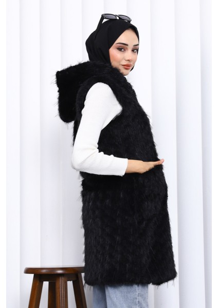 Siyah Kapüşonlu Astarlı Kürk Yelek fırsatları