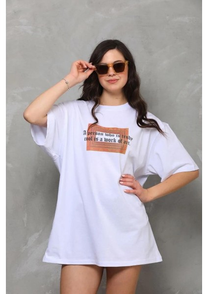 Unisex Bisiklet Yaka Baskılı Oversize T-Shirt - Beyaz fırsatları