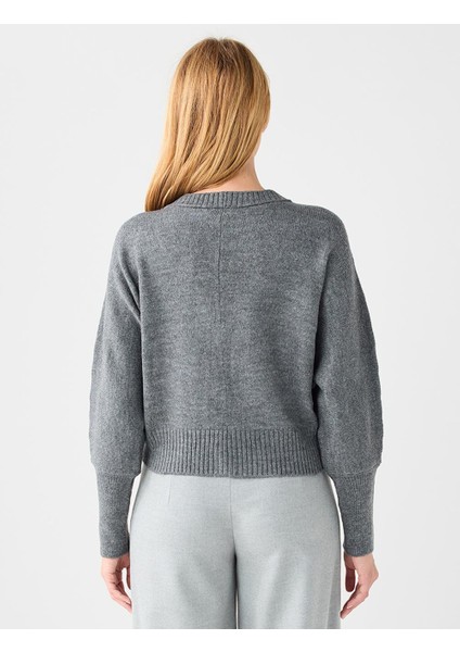 Gri Uzun Kollu Taş Işlemeli Düğmeli Triko Hırka