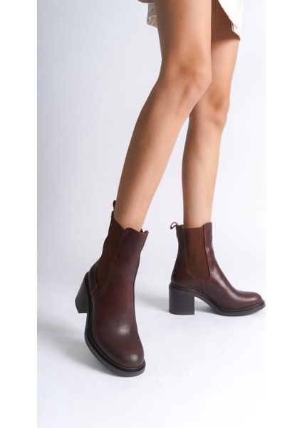 Kadın Hakiki Deri Yandan Lastikli Bot