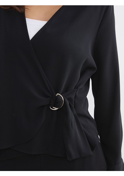 Yeni Sezon Kruvaze Bağlama Detaylı Bluz modelleri