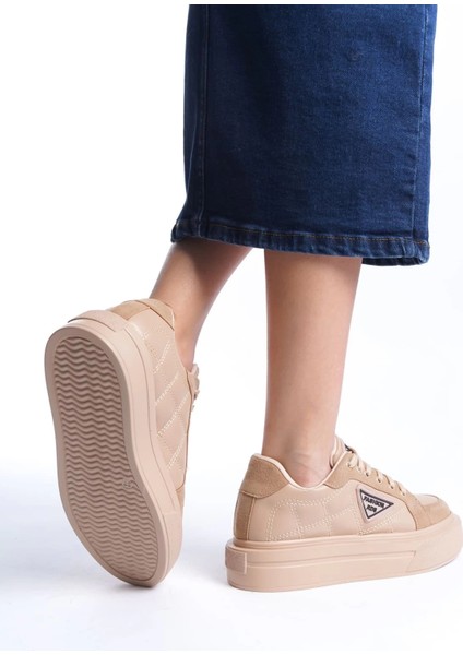 Prag Bağcıklı Ortopedik Taban Desenli Kadın Sneaker Spor Ayakkabı Ctt - Ten modelleri