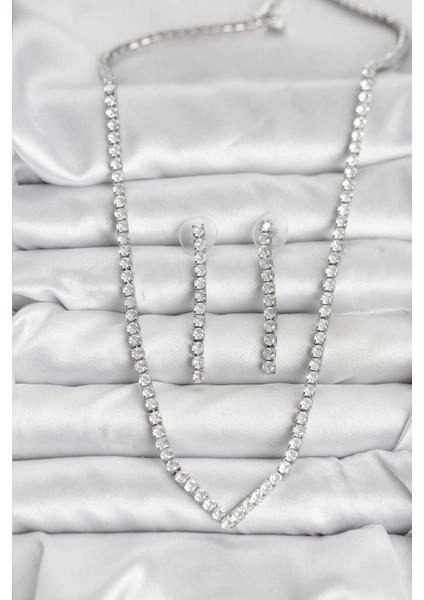 Gümüş Renk Zirkon Taşlı Kadın Kolye Küpe Seti