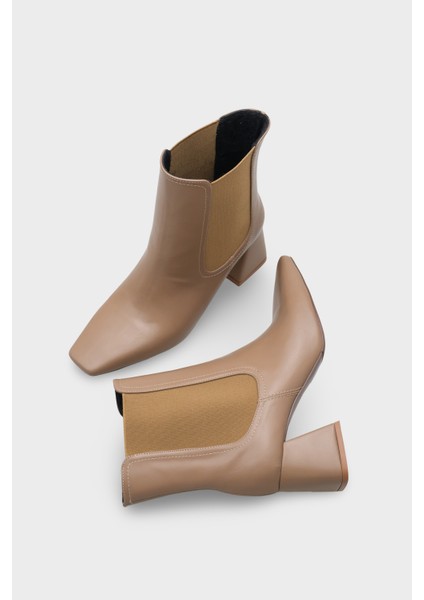 Ronny Sivri Burunlu Yandan Lastikli Kadın Bot