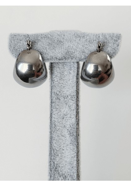 Yassı ve Bombe Şekilli Parlak Silver Küpe modelleri