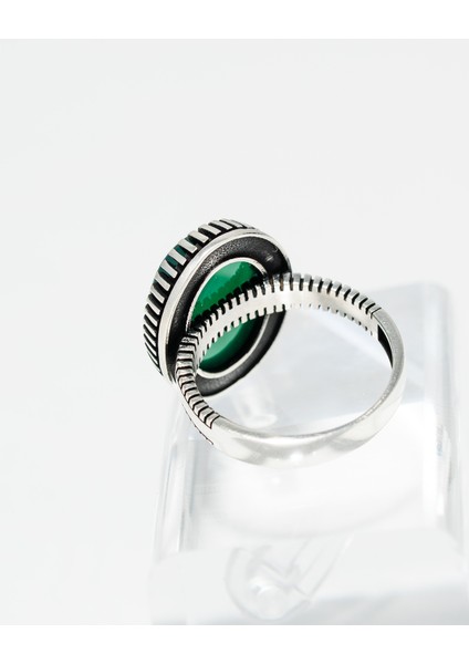 Yeşil Akik Taşlı 925 Ayar Gümüş Erkek Yüzük – Minimal ve Şık Tasarım indirimleri